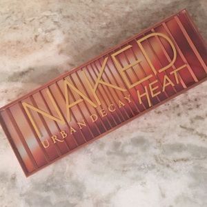Urban Decay Naked Heat Palette